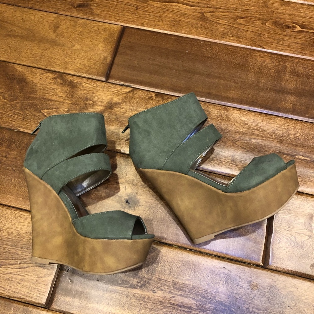 Wedge shoe